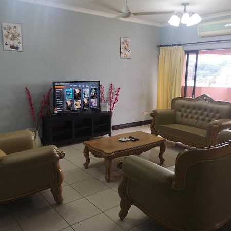 Homestay Marina Court Kota Kinabalu Buitenkant foto