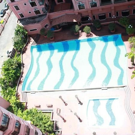 Homestay Marina Court Kota Kinabalu Buitenkant foto