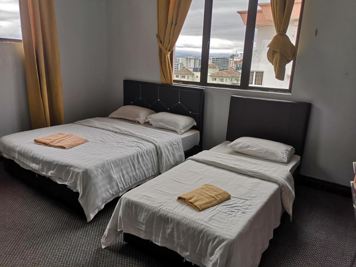 Homestay Marina Court Kota Kinabalu Buitenkant foto