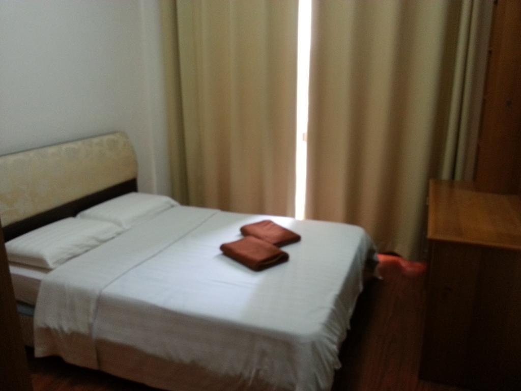 Homestay Marina Court Kota Kinabalu Buitenkant foto